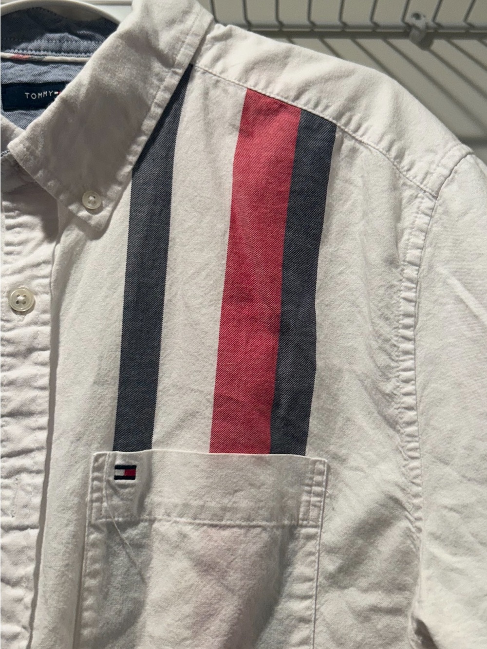 Tommy Hilfiger Men’s White Cotton Button Up Shirt with Red and Navy Stripe M